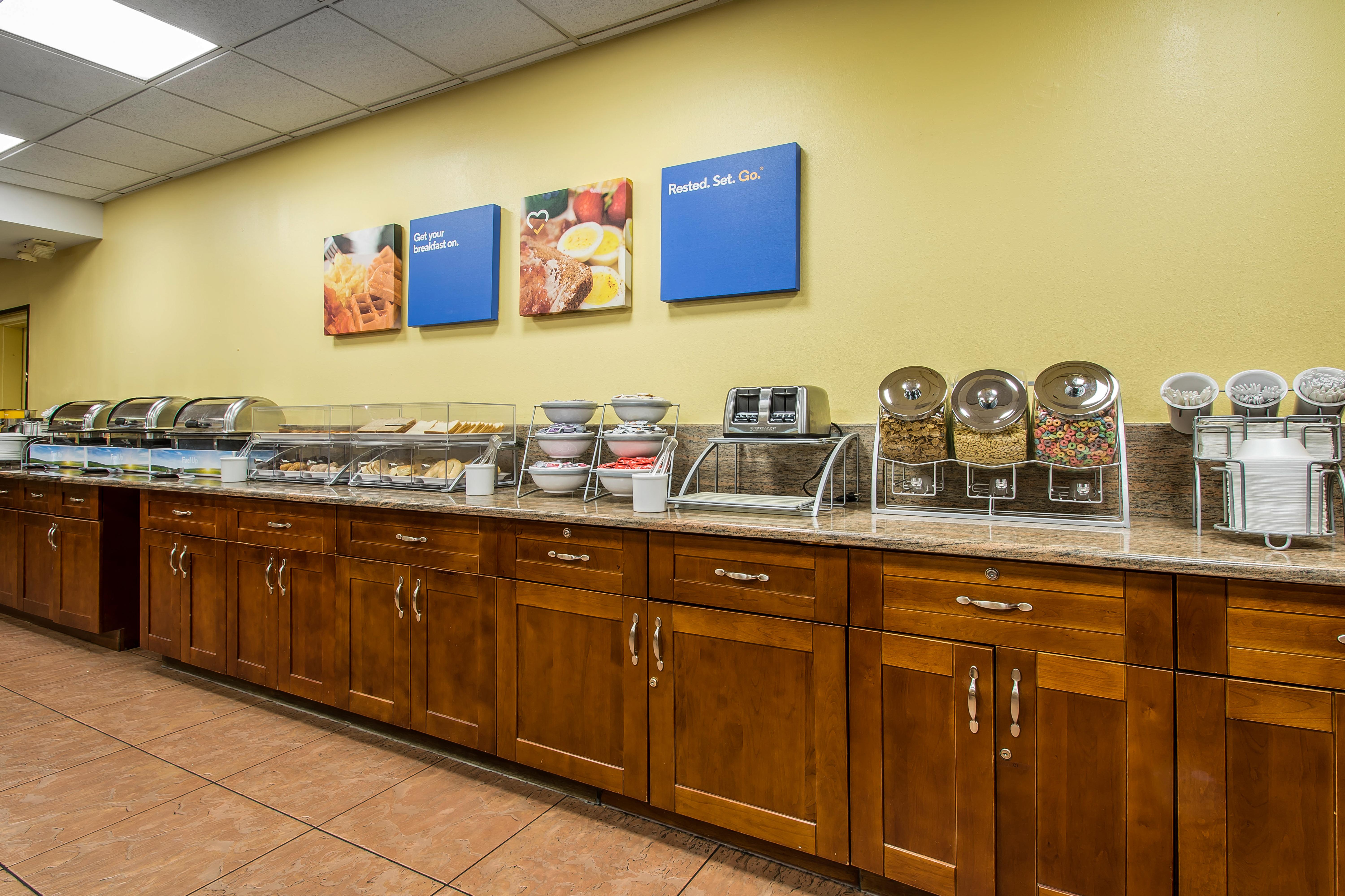 Comfort Inn & Suites Kissimmee By The Parks Four Corners Екстериор снимка