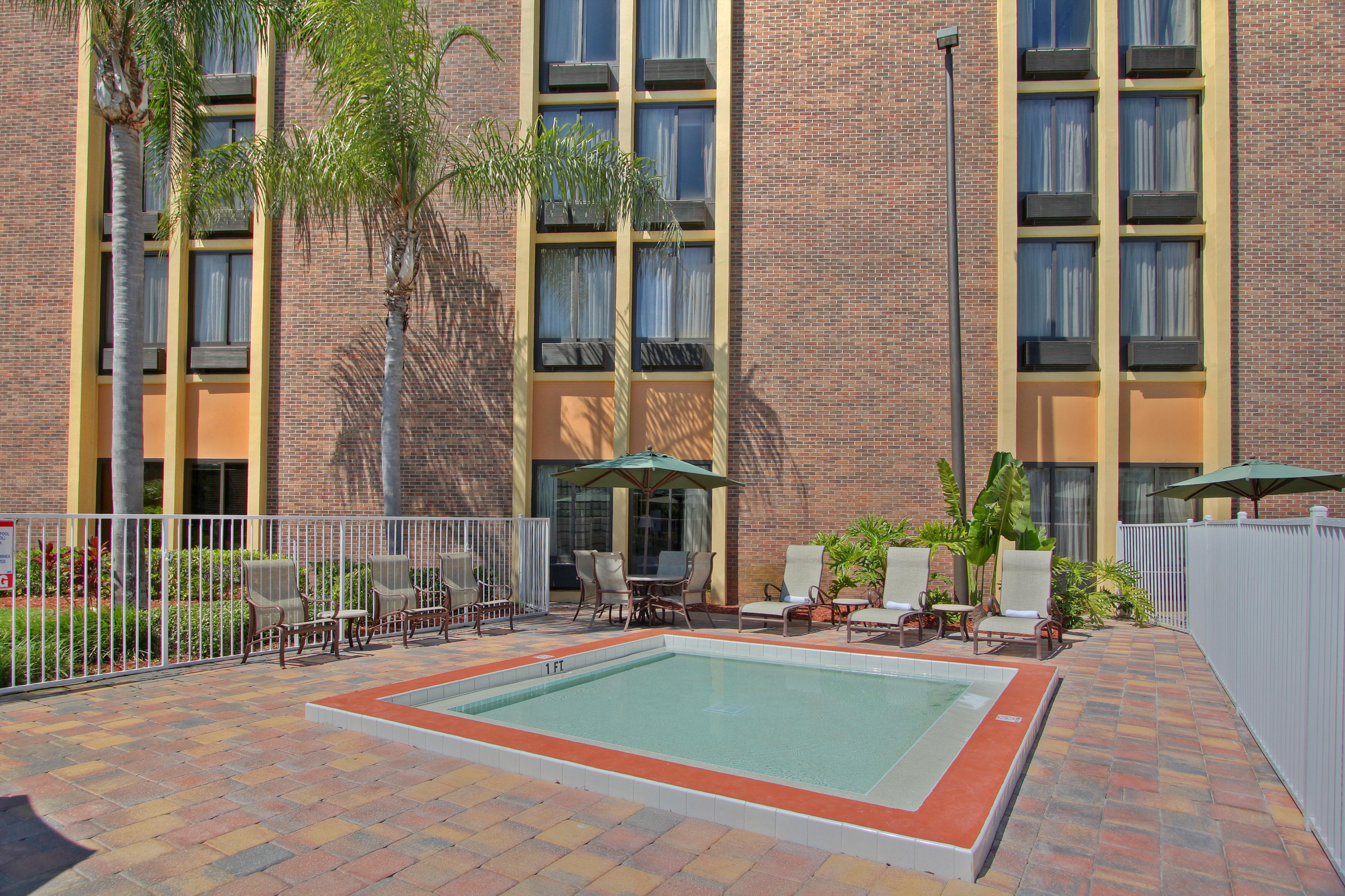 Comfort Inn & Suites Kissimmee By The Parks Four Corners Екстериор снимка