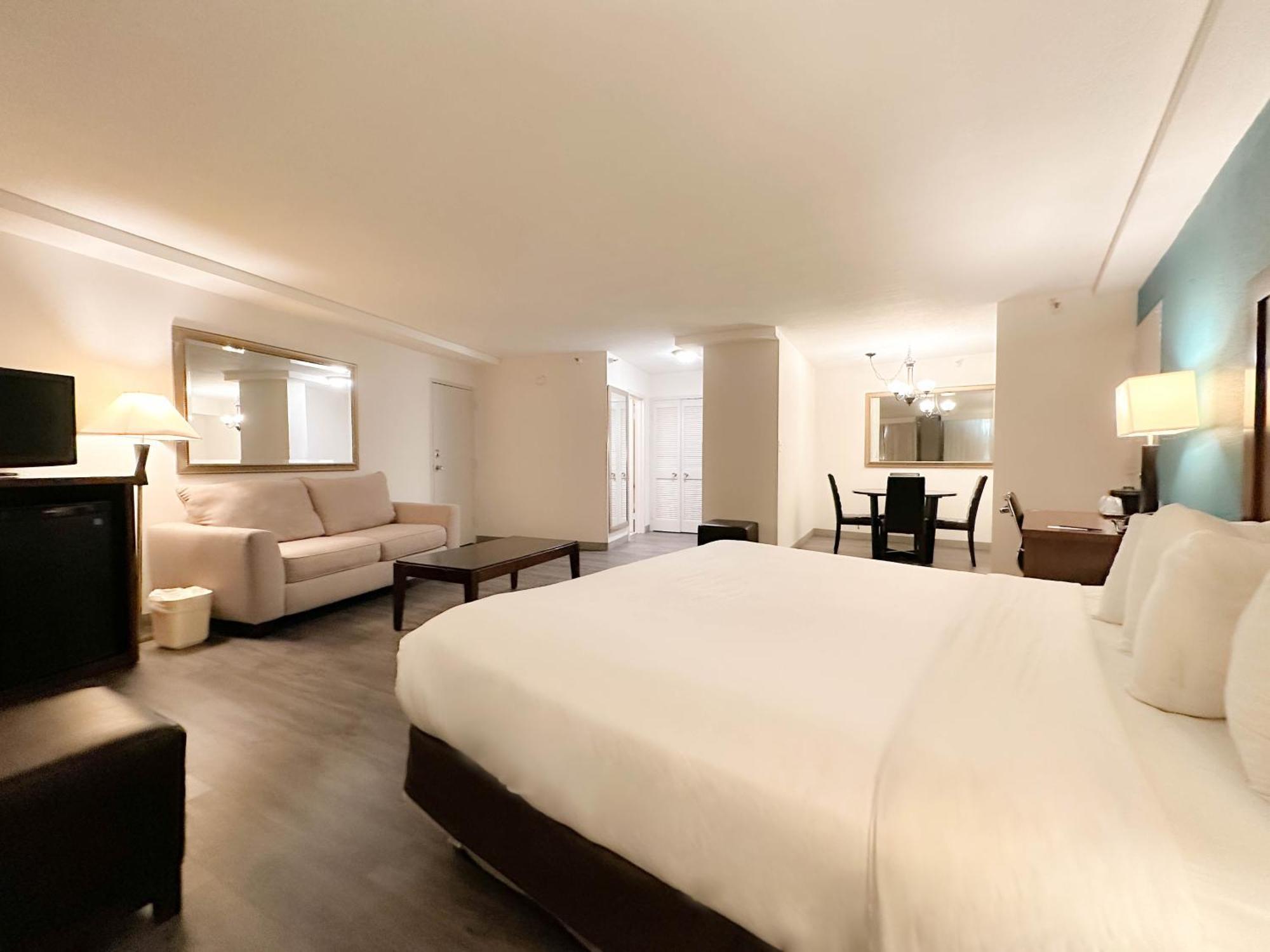 Comfort Inn & Suites Kissimmee By The Parks Four Corners Екстериор снимка