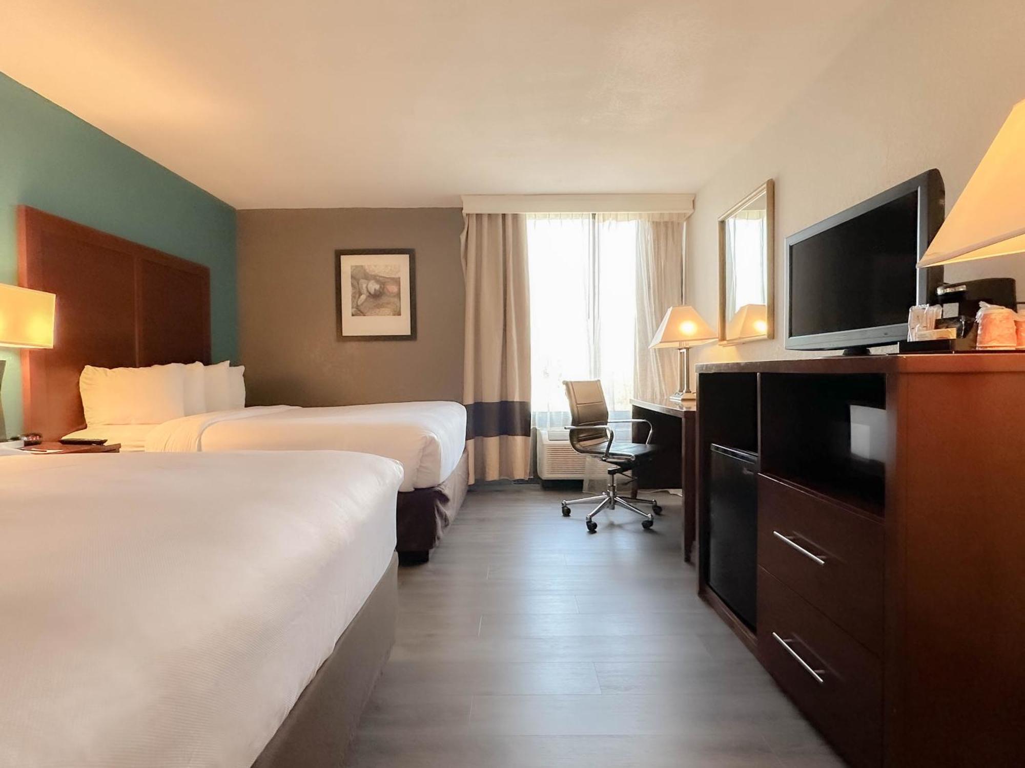 Comfort Inn & Suites Kissimmee By The Parks Four Corners Екстериор снимка