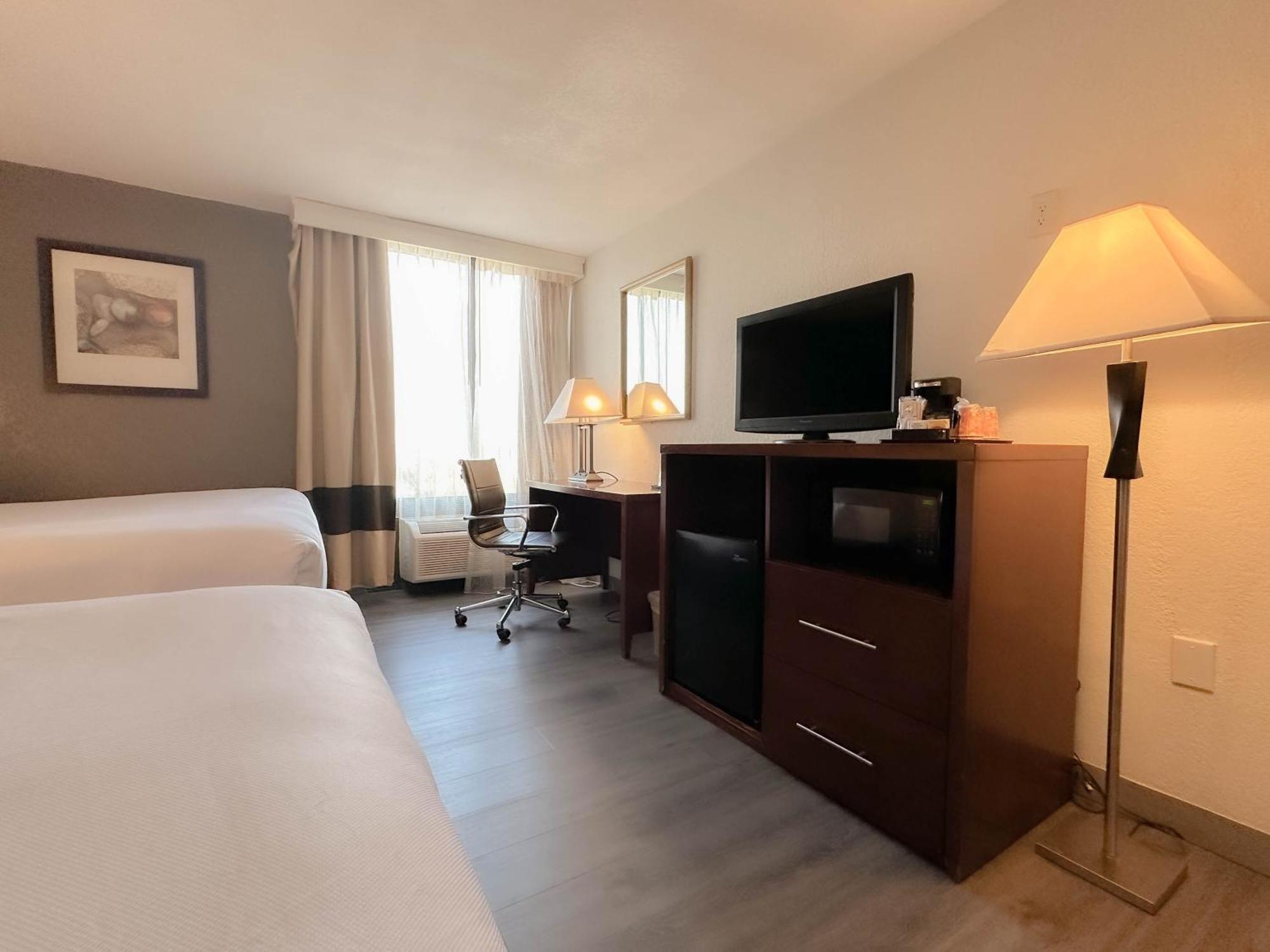 Comfort Inn & Suites Kissimmee By The Parks Four Corners Екстериор снимка