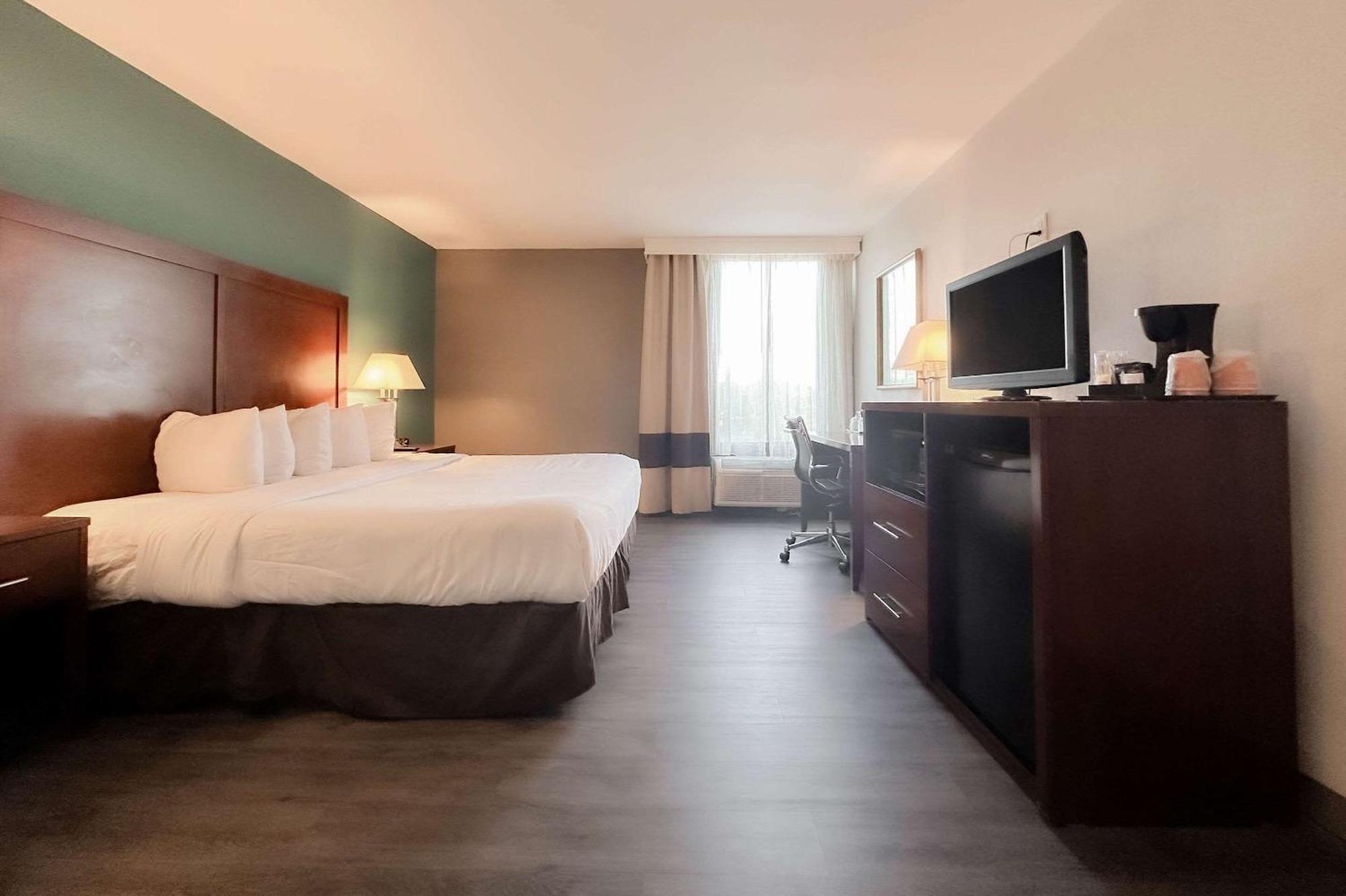 Comfort Inn & Suites Kissimmee By The Parks Four Corners Екстериор снимка